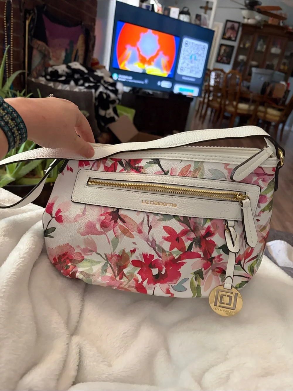 Liz Claiborne White Floral Shoulder Bag with Pink & Red Flowers